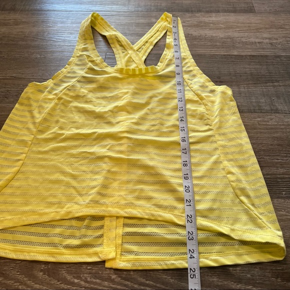 Zyia Nimbus split back tank Large - Picture 8 of 8